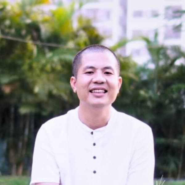 Portrait of Phuong Guru, numerology author